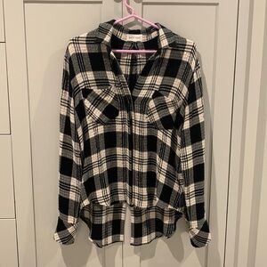 Bella Dahl black and white soft flannel plaid pattern button down shirt